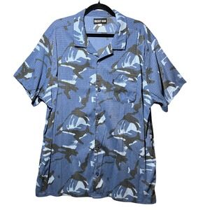 Reef Mens Camp Shirt XXL Blue Abstract Camo Short Sleeve Button Up Lightweight